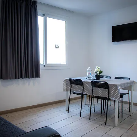 Apartamentos Comfort Calella Zewnętrze zdjęcie